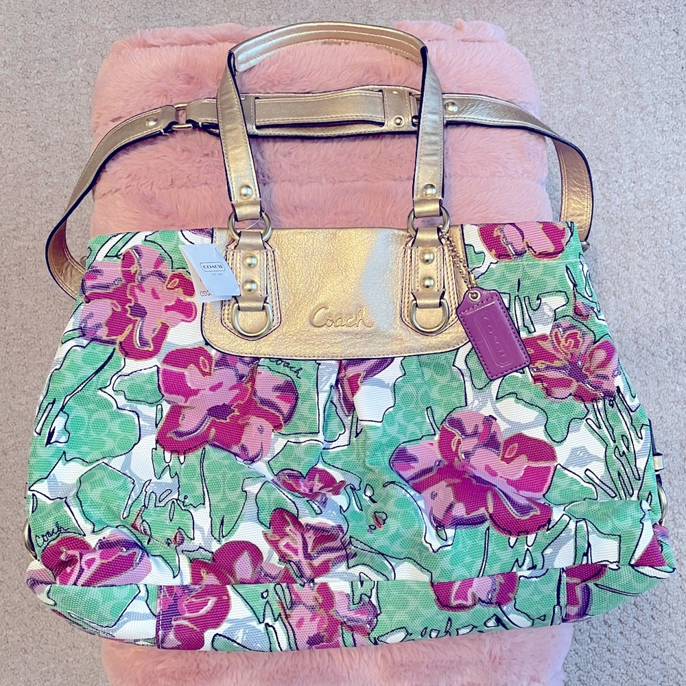 NWT Coach Ashley Floral Gathered Pleat Purse